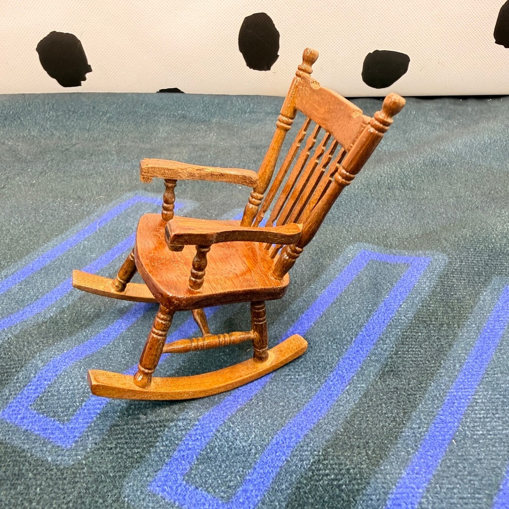 Concord Miniatures Rocking Chair Dollhouse Wood 1:12 Scale 5321.00